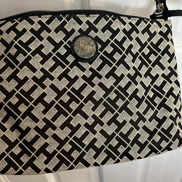 Tommy Hilfiger crossbody - Picture 5 of 12